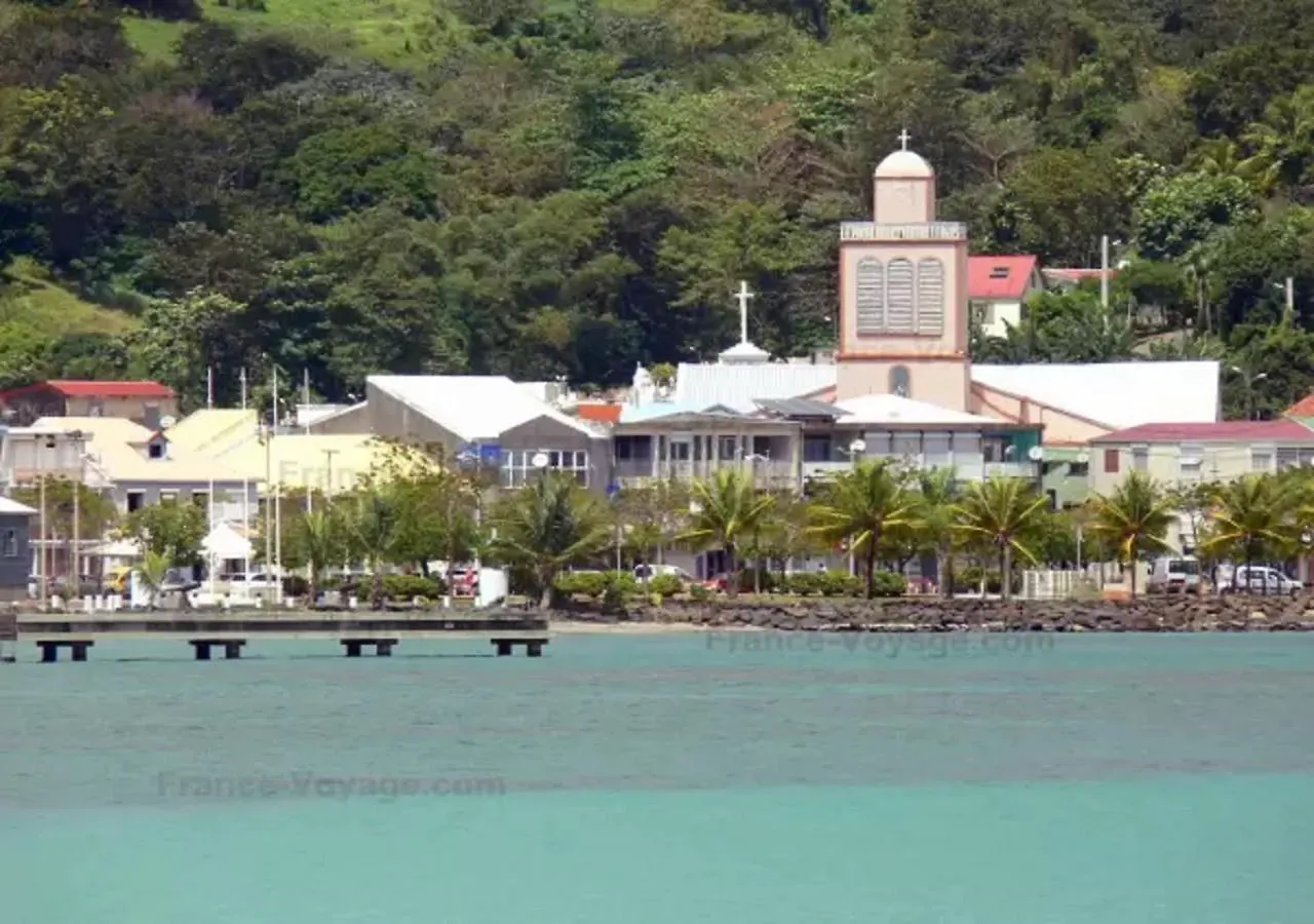 公寓 Studio Le Pipiri Piscine Vue Mer Residence Securisee 拉特里尼泰 马提尼克